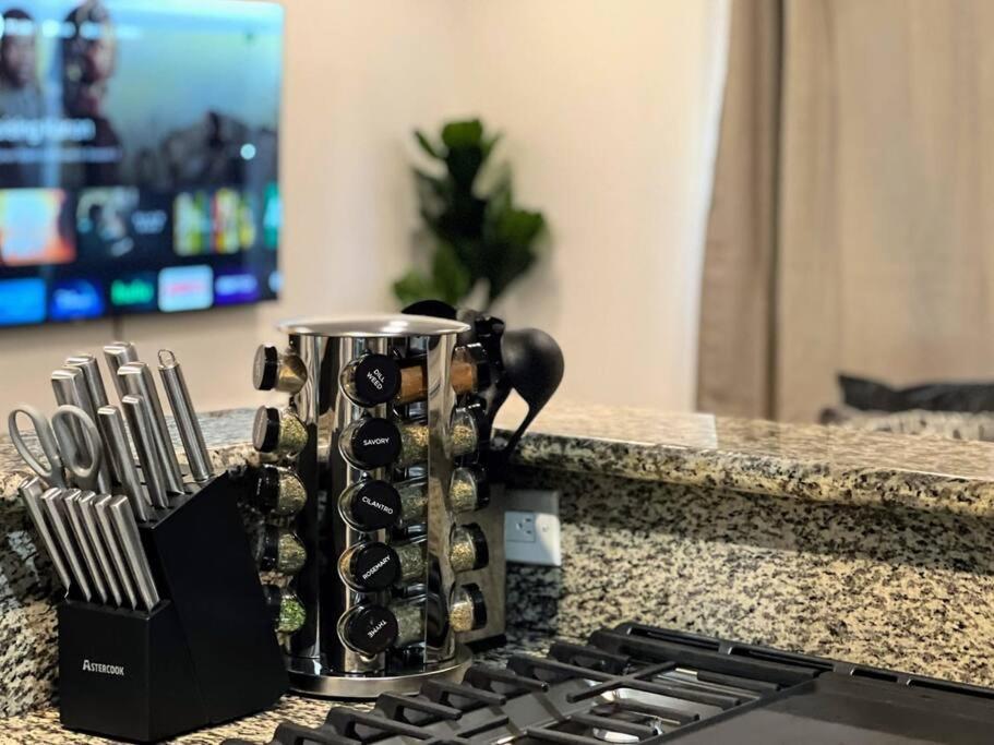 Hollywood Black Habitat لوس أنجلوس المظهر الخارجي الصورة