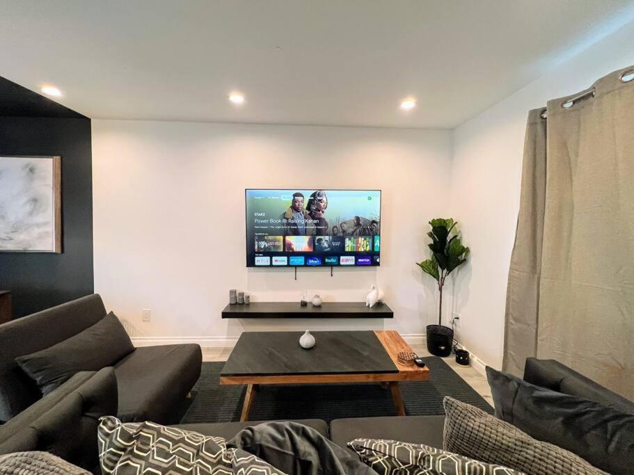 Hollywood Black Habitat لوس أنجلوس المظهر الخارجي الصورة